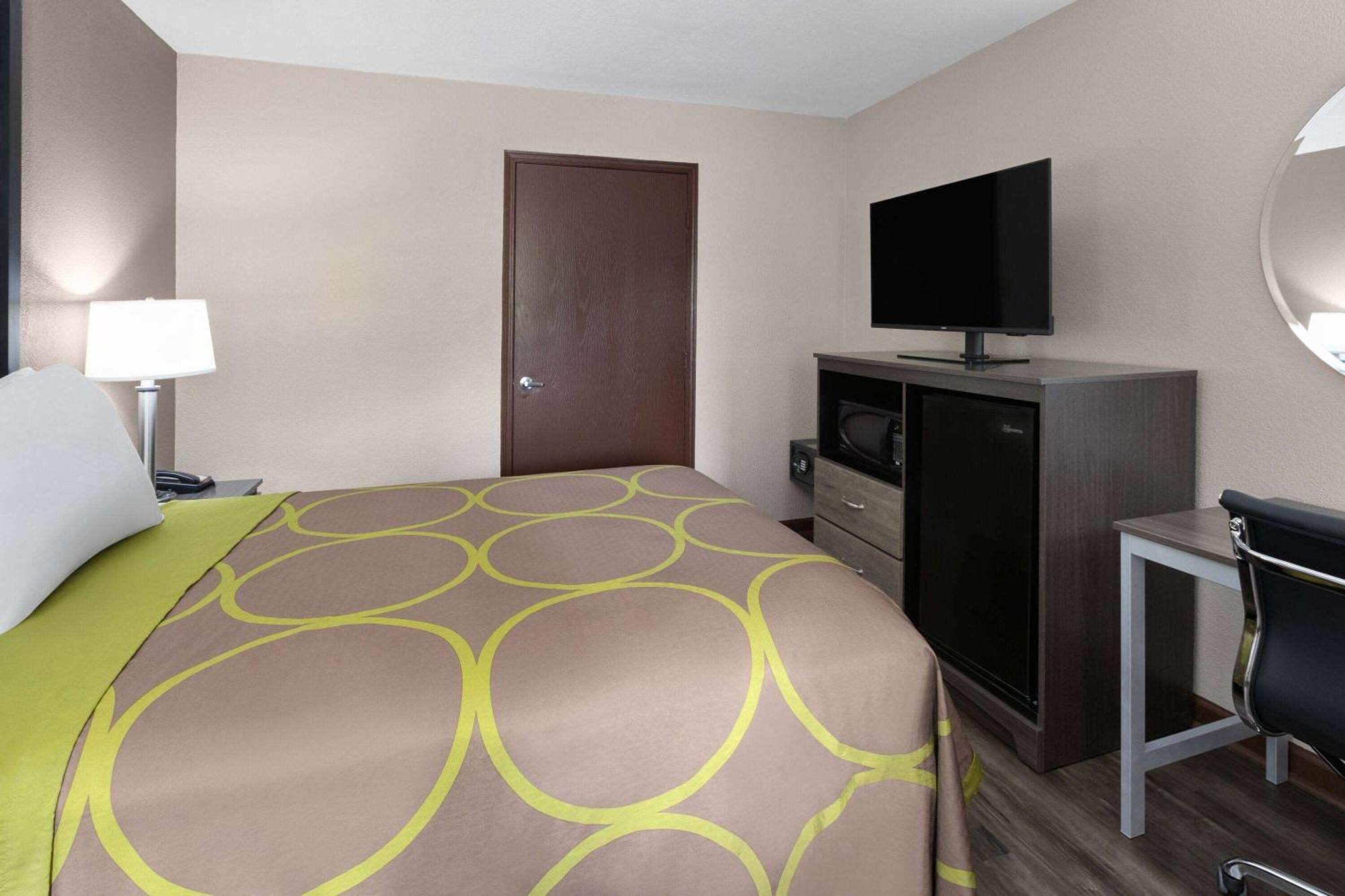 Hotel Super 8 By Wyndham Bridgeport/Clarksburg Area Exterior foto